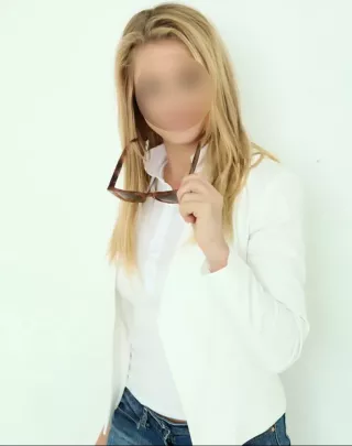 קסם בליטוף אישי תמונה 2 - נערות ליווי ברחובות